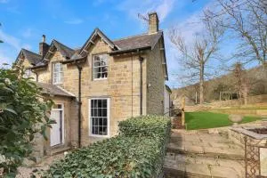 Spindlestone House - North East Escapes - Lucker