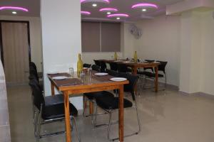 Ramnivas Hotel