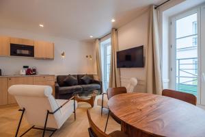 Flat by River & Bastille