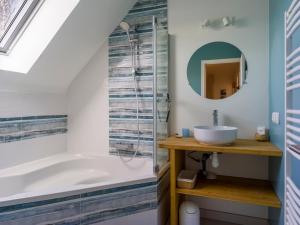 Maisons de vacances Villa Spacieuse & Moderne, Proche des Plages : photos des chambres