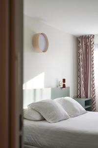 Hotels Hotel-Restaurant Isidore Nice Ouest : photos des chambres