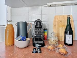 Maisons de vacances Les Volets Bleus-Charmante maison entierement equipee face a la mer pour 2 a 6 personnes : photos des chambres