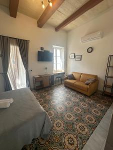 Ivy - Paola Modern Townhouse