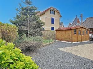 Maisons de vacances Les Volets Bleus-Charmante maison entierement equipee face a la mer pour 2 a 6 personnes : photos des chambres