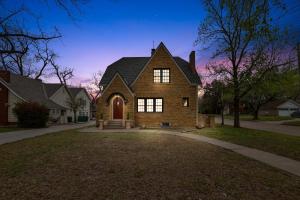 Bilbos Cottage 3 bed 2 and a half bath home in College Hill