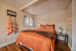 Beach Cabin #3 - Eldon