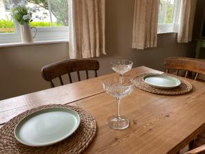 Garden cottage near River Exe