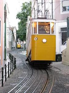 Água-da-Flor apartments