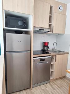 2 pièces climatisé dans résidence avec piscine