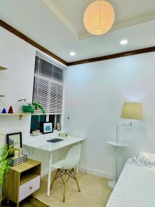 Cozy high floor studio with cool river view