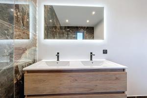 Villas Villa Pineda - Luxe Piscine & Nature : photos des chambres