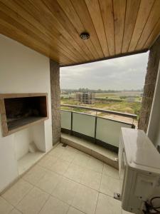 Departamento barrio cerrado en altura