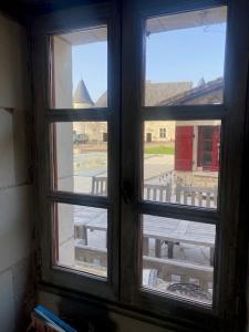 Villas Unique outbuildings of a medieval Loire castle : photos des chambres