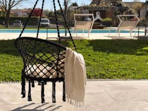 Aquavista Residence - Lakeview Holiday Apartments with Pool