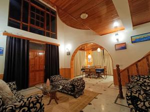 Serene Homes - Cottage in Haripur, Manali