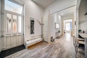 Budapest Moments by STN