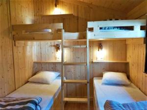 Campings Cabane 3 etoiles - Piscine - efchcf : photos des chambres