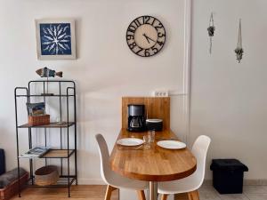 Appartements A 2 pas du port de plaisance : photos des chambres
