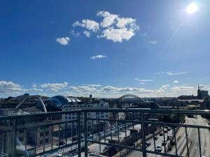 Aerial House, Quayside by Beehosting, Newcastle-Upon-Tyne