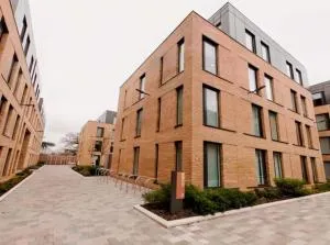 Comfortable Ensuites at Hox Park in Egham Exclusive for Students - 埃格姆