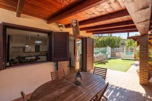 Eden Villa with garden, Capitana, Sardegna