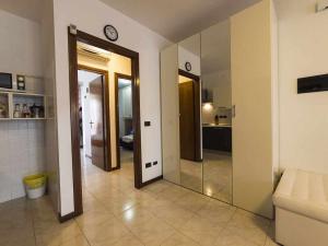 Residence MokyD13-piscina, WiFi, giardino,garage