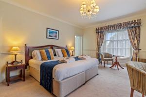 Deluxe Double Room with Double Bed - Non-Smoking room in Best Western Lamphey Court Hotel and Spa