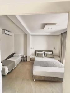 INTERNI LUXURY LIVING b