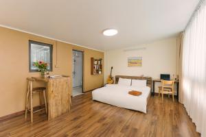 Cozy Garden Homestay