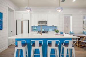 Coastal Cowgirl 110 TRA-B