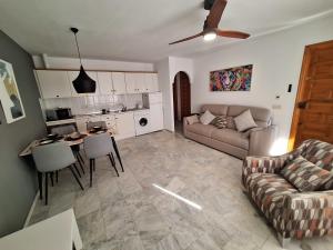 Vera Coast family days