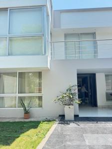 Habitación de Lujo a pocos metros del parque de la leyenda