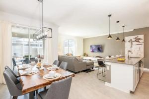 Magia Disney + Piscina Privativa no Champions!