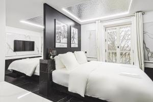 Divine Couture - Suite Rive Gauche