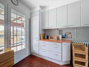 Maisons de vacances Les Volets Bleus-Charmante maison entierement equipee face a la mer pour 2 a 6 personnes : photos des chambres