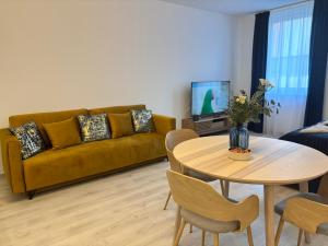 Budapest Spirit - Azure Sky WITH FREE PARKING