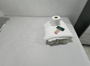 quarto casal suíte, próximo ao Itaú metro e expo sp