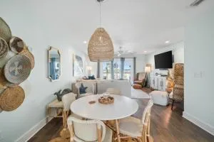 Pet Friendly Beach House - Turtle Tracks by Panhandle Getaways - 圣乔港