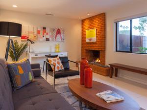 Atomic Ranch Heaven by ACME House Company