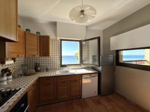 Maisons de vacances Grande villa familiale 8 pers. avec vue imprenable a Meze - FR-1-604-54 : photos des chambres