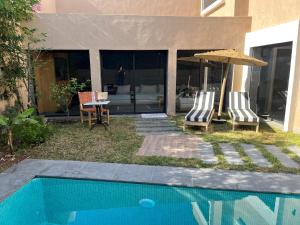 Escape Villa City center pool 3 bedrooms