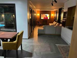 Escape Villa City center pool 3 bedrooms