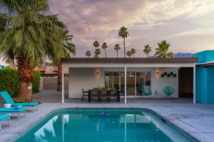 Alexander Sunrise by ACME House Company