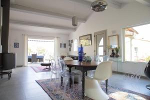 Villas Pretty villa in greenery ecrin : photos des chambres