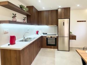 Hermes Luxury Apartment
