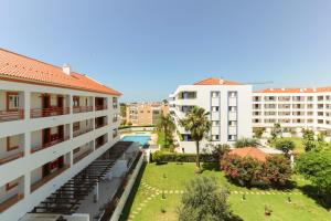 Apartment with Pool in Vilamoura by Centralgarve