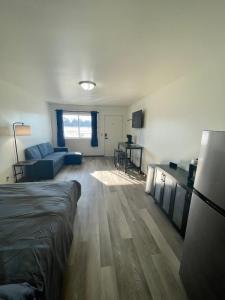 Unit 17 - Stand Rock