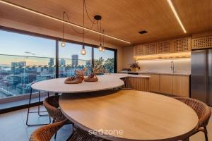 Prédio Beira-Mar com Piscina na Barra em SSA - SPB