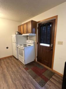 201 E Veterans St Apt I by Patriot Properties