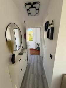 Apartamento Florkin vacacional acogedor recién reformado con vistas al mar